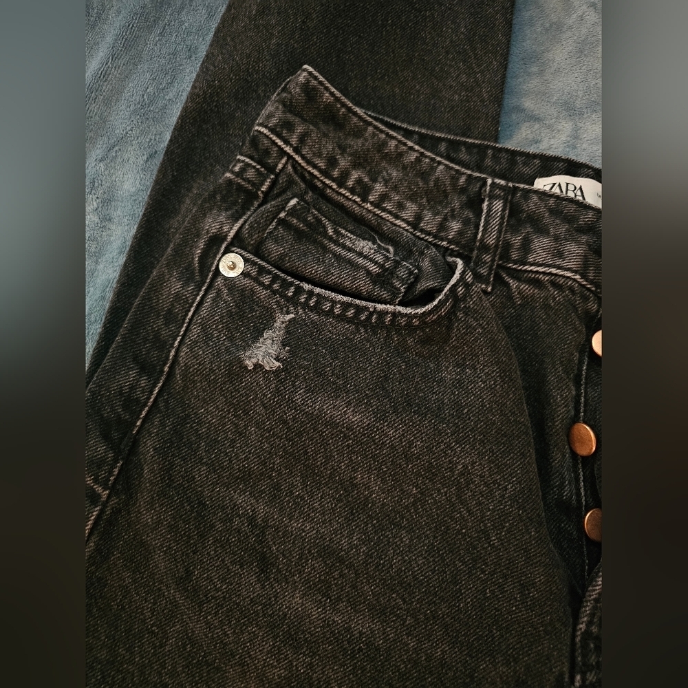 Zara High Rise Black Ripped Jeans - Picture 8 of 15